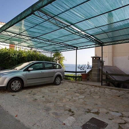 Apartment Lelas Omiš Zewnętrze zdjęcie