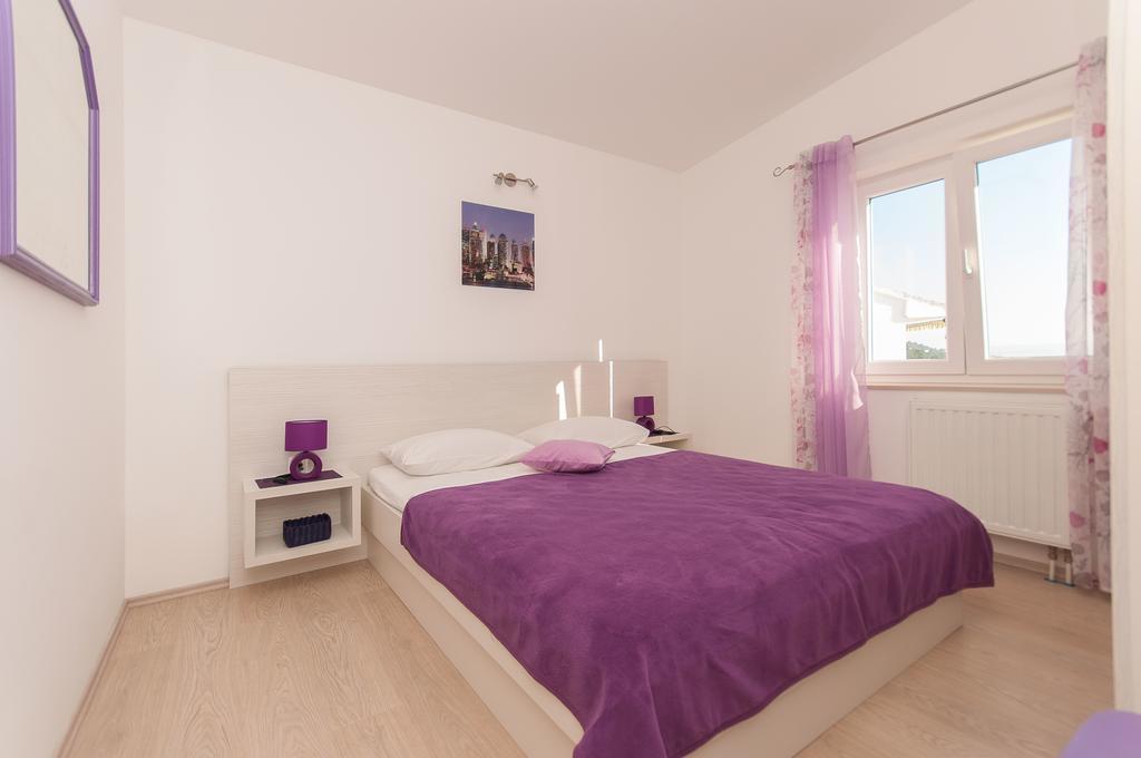 Apartment Lelas Omiš Zewnętrze zdjęcie