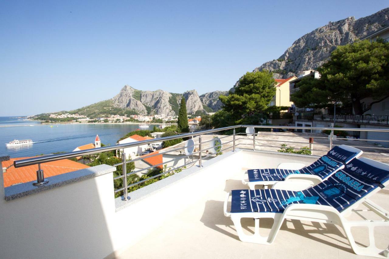 Apartment Lelas Omiš Zewnętrze zdjęcie