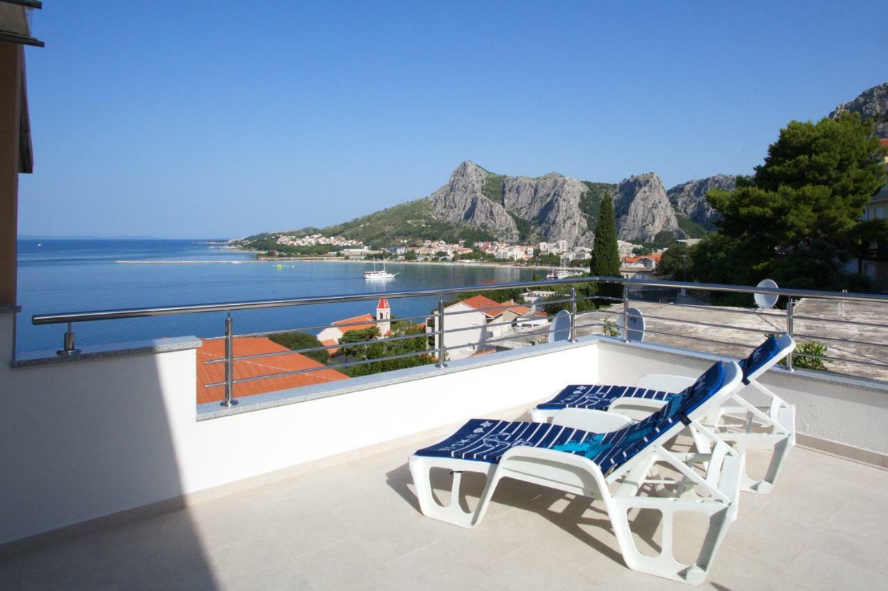 Apartment Lelas Omiš Zewnętrze zdjęcie