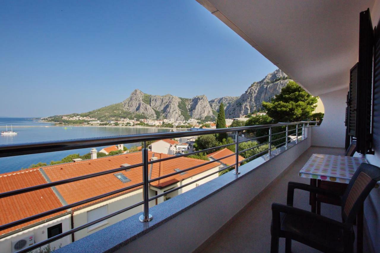 Apartment Lelas Omiš Zewnętrze zdjęcie